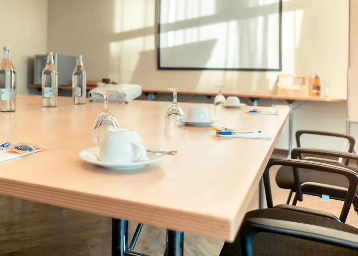 Отель Ambiente Hannover By Tulip