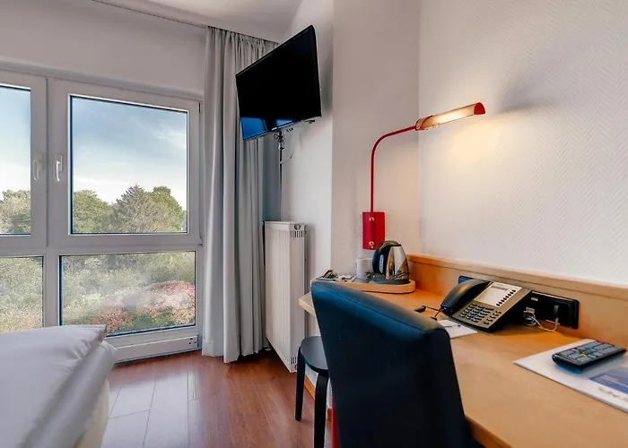 Отель Ambiente Hannover By Tulip