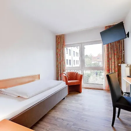 Szálloda Ambiente Langenhagen Hannover By Tulip 3*